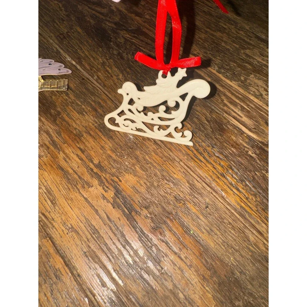 LENOX Sleigh Charm Christmas ornament